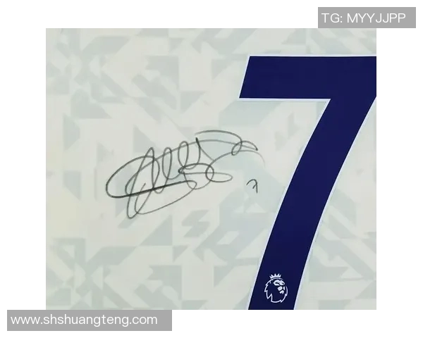 如何向足球明星索要签名的有效方法与技巧分享